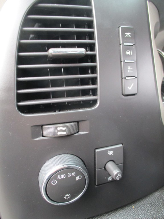 2008 GMC Sierra Image 27