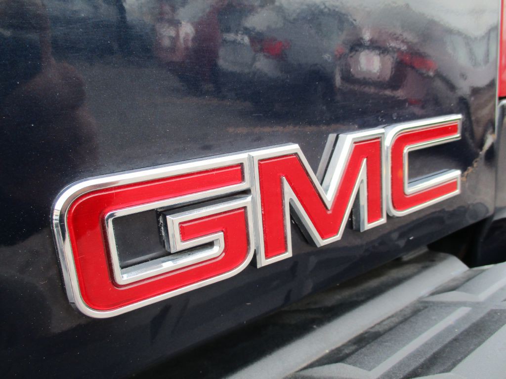2008 GMC Sierra Image 38