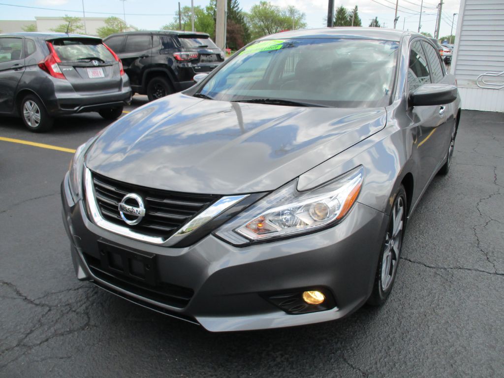 2016 Nissan Altima Image 1