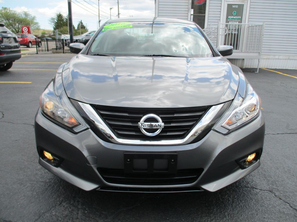 2016 Nissan Altima Image 5