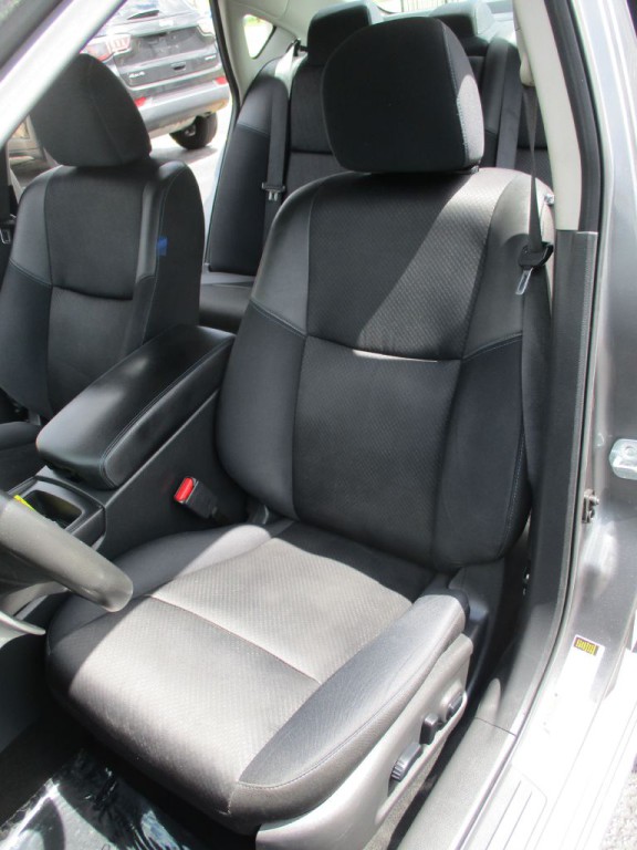 2016 Nissan Altima Image 12
