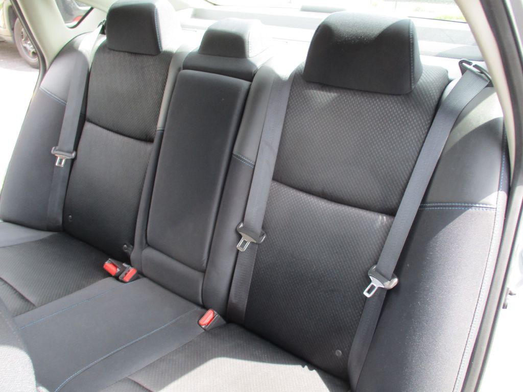 2016 Nissan Altima Image 23