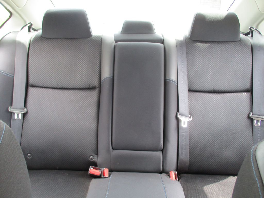 2016 Nissan Altima Image 26