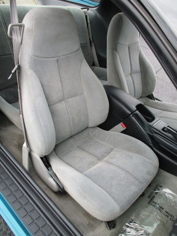 1996 Chevrolet Camaro Image 16
