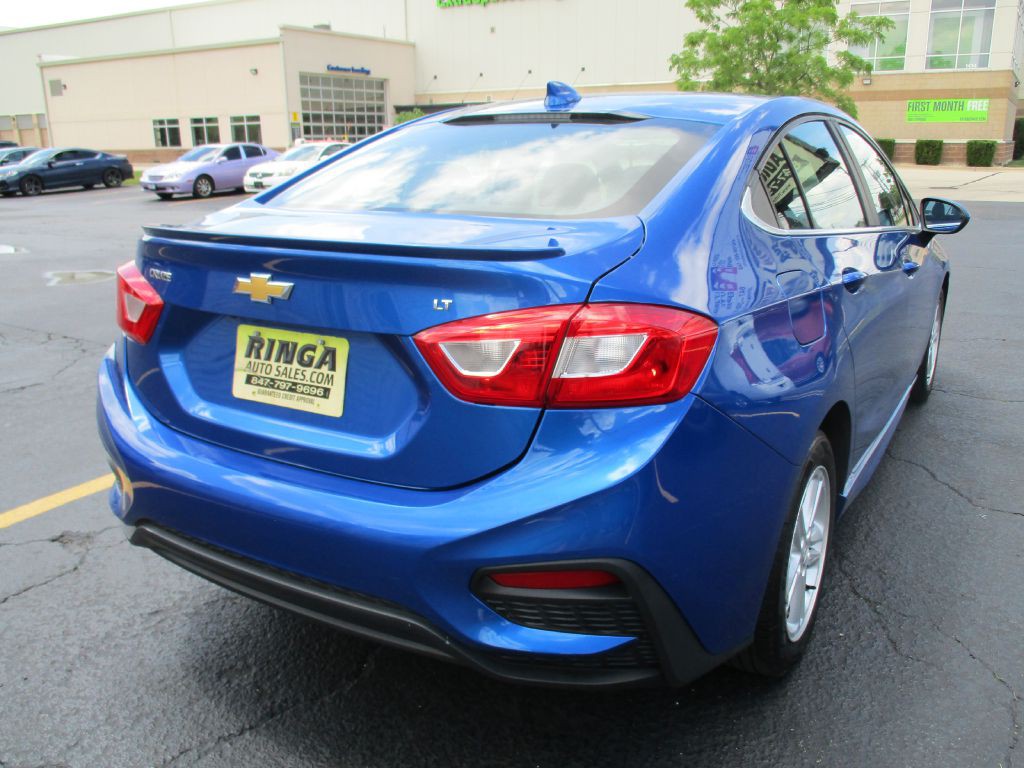 2016 Chevrolet Cruze Image 4