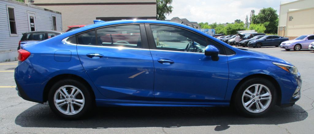 2016 Chevrolet Cruze Image 8