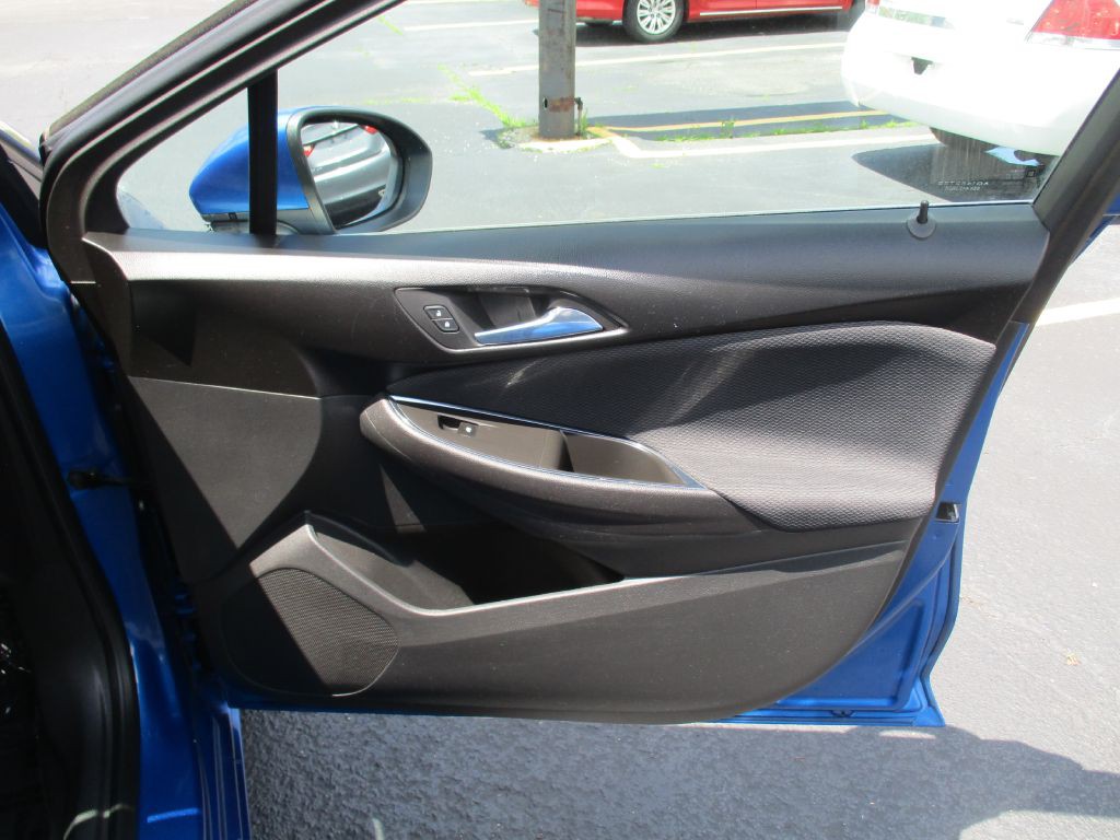 2016 Chevrolet Cruze Image 18