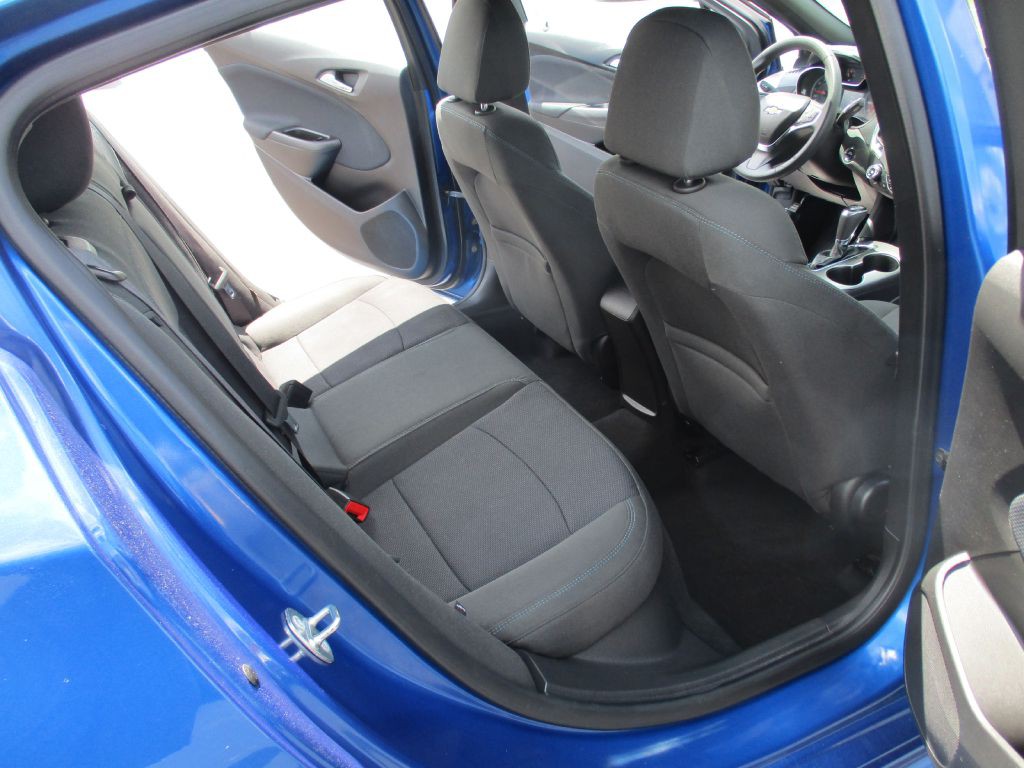 2016 Chevrolet Cruze Image 19