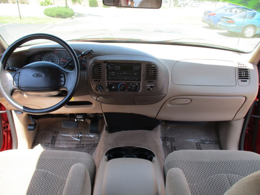 1999 Ford F-150 Image 23