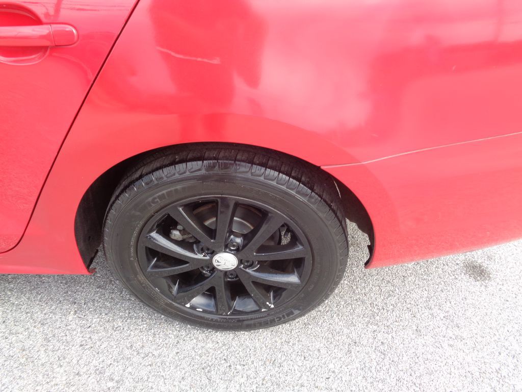 2012 Volkswagen Jetta Image 2