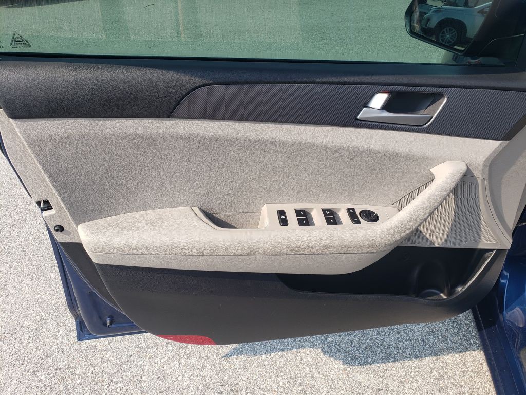 2016 Hyundai Sonata Image 10