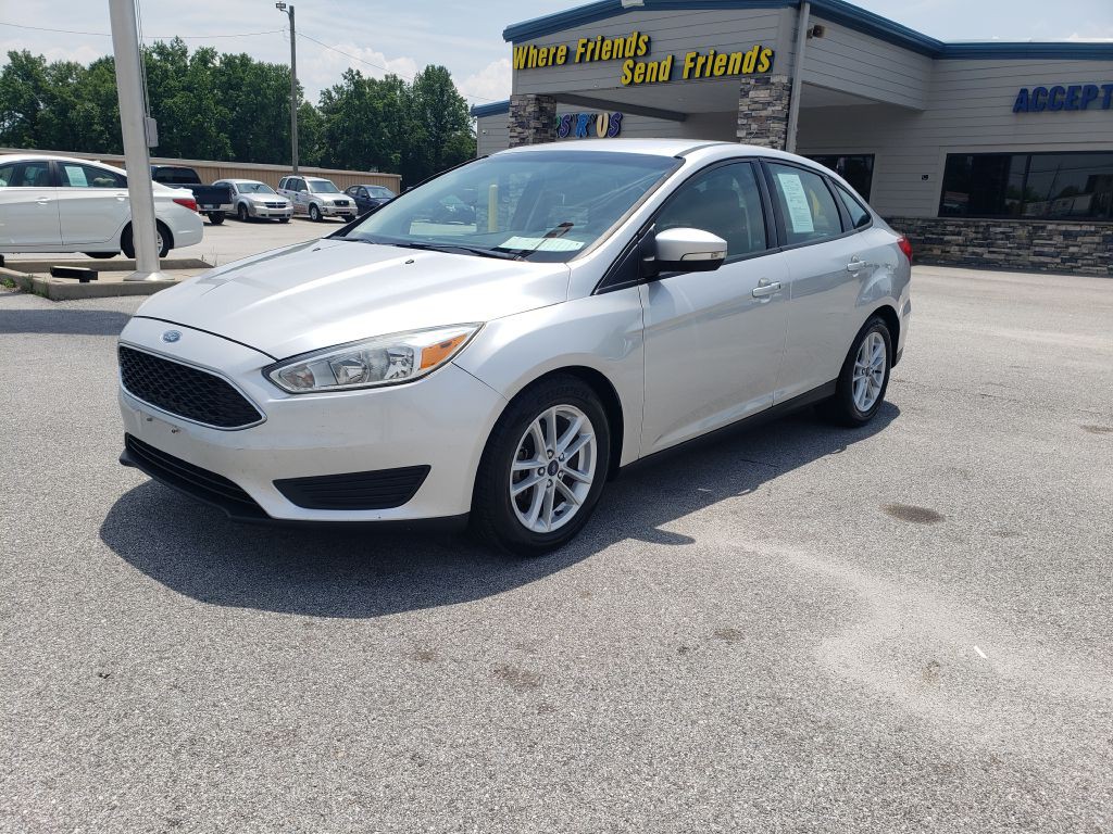 2017 Ford Focus Image 1