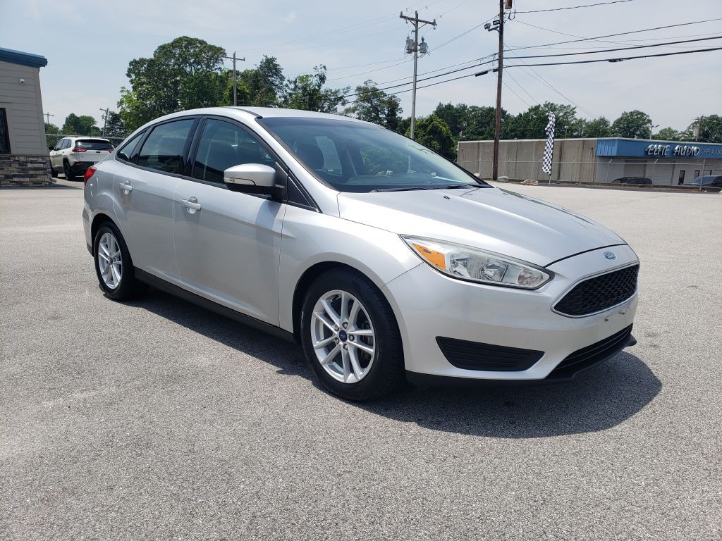 2017 Ford Focus Image 5