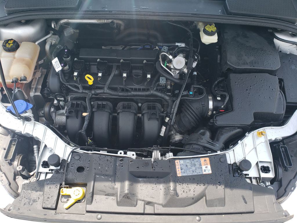 2017 Ford Focus Image 11
