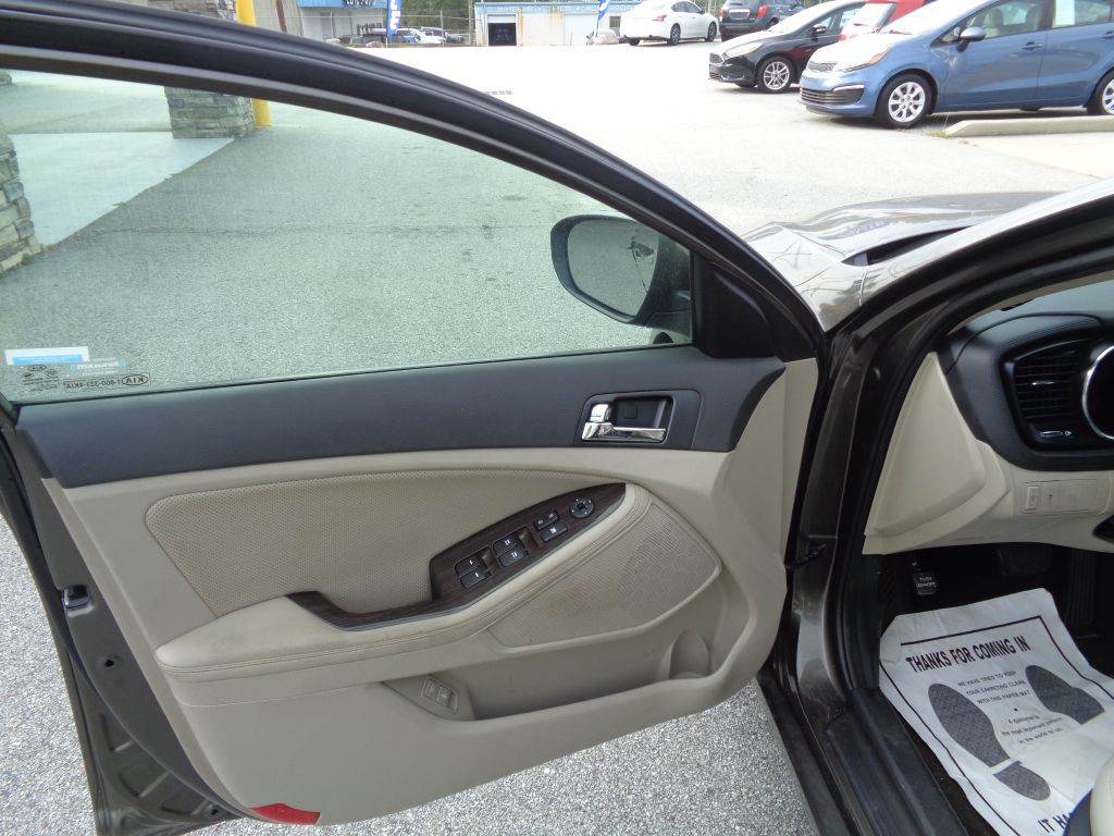 2013 Kia Optima Image 9