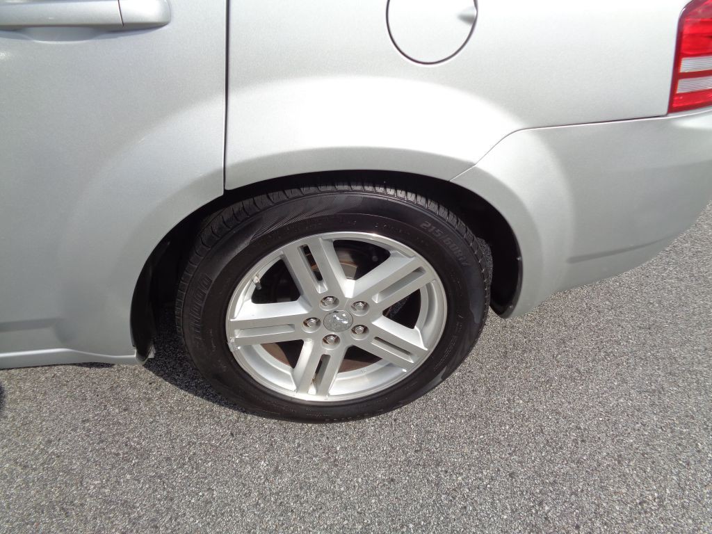 2009 Dodge Avenger Image 2