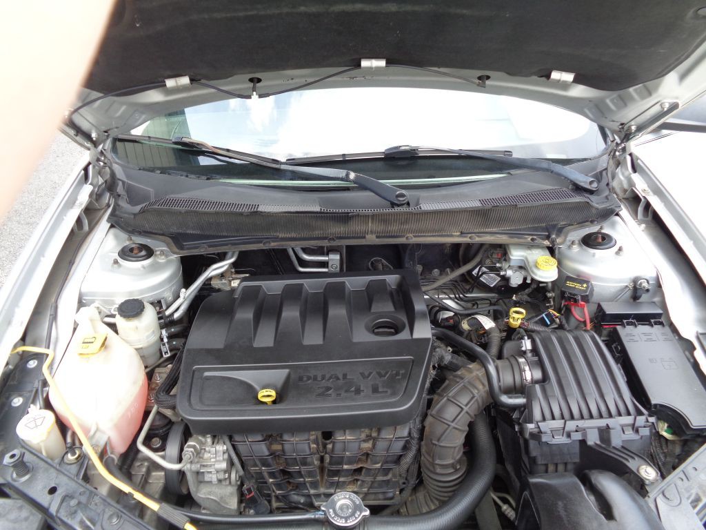 2009 Dodge Avenger Image 10