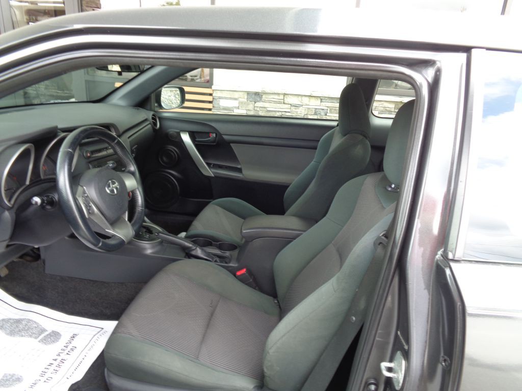2012 Scion tC Image 6