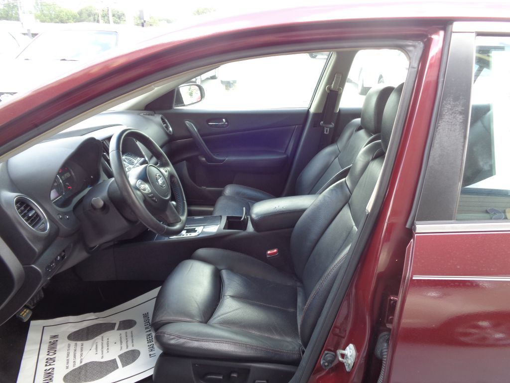 2012 Nissan Maxima Image 6
