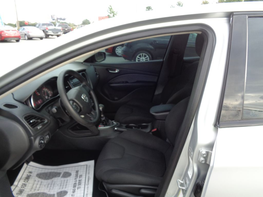 2013 Dodge Dart Image 6