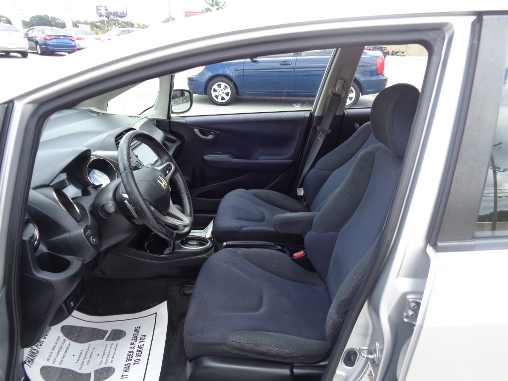 2012 Honda Fit Image 6