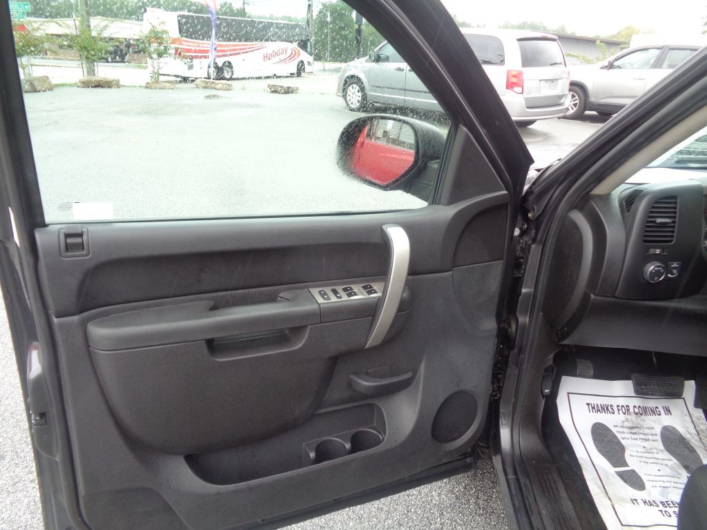 2010 Chevrolet Silverado 1500 Image 9