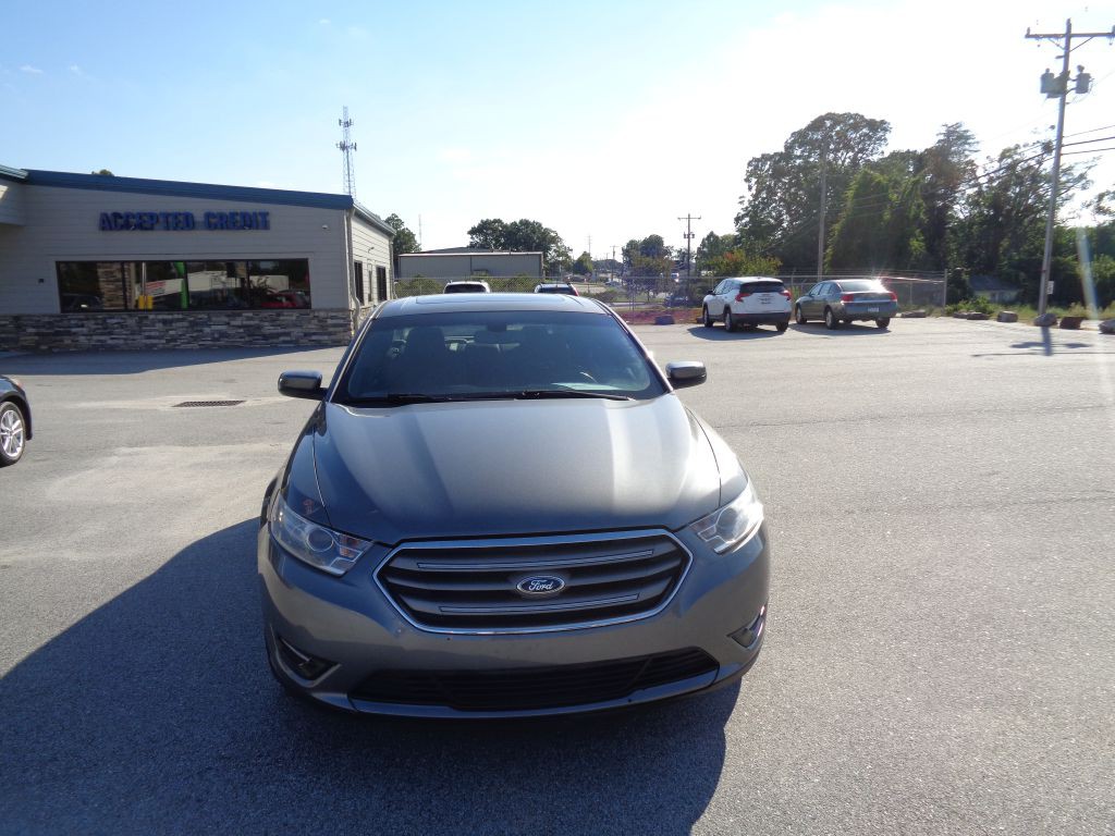 2014 Ford Taurus Image 4