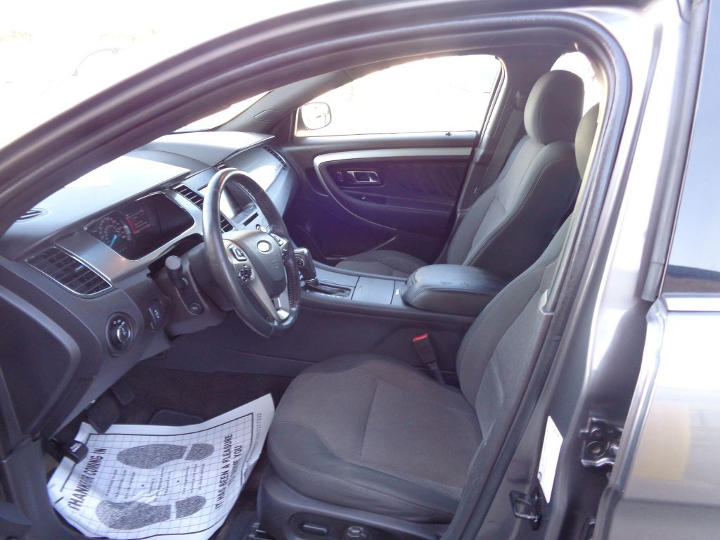 2014 Ford Taurus Image 6
