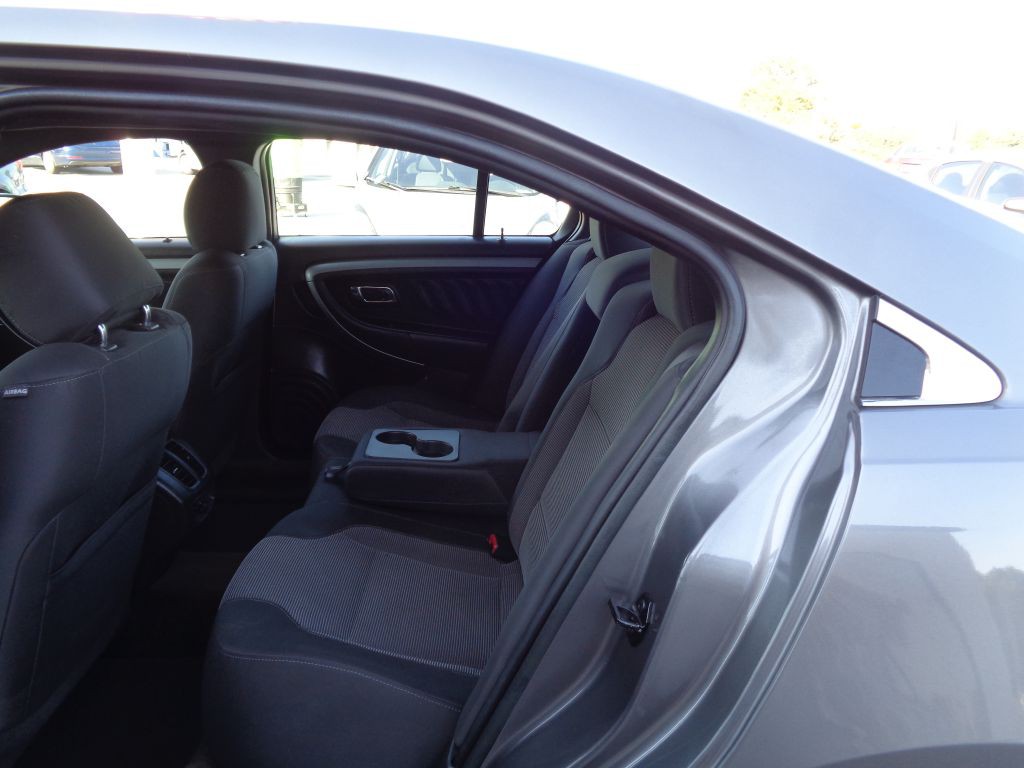 2014 Ford Taurus Image 7