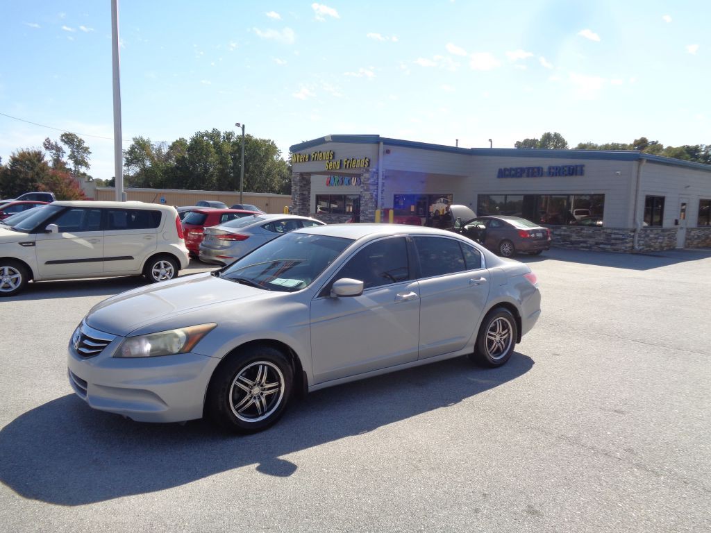 2011 Honda Accord Image 1