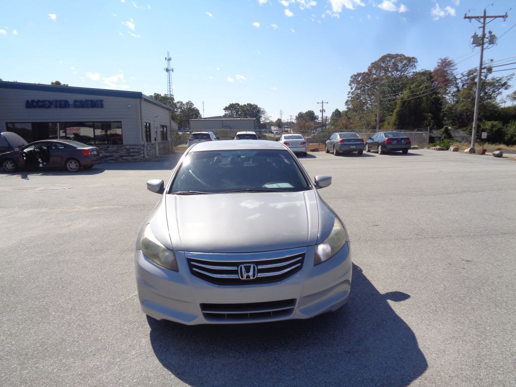 2011 Honda Accord Image 4