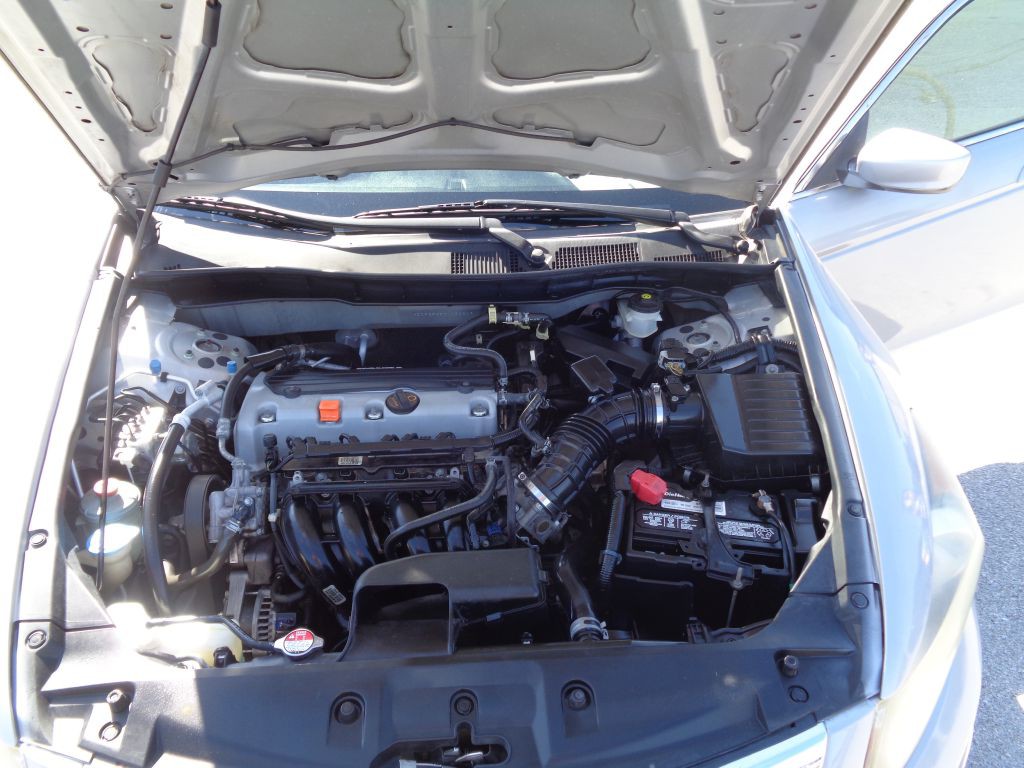 2011 Honda Accord Image 10