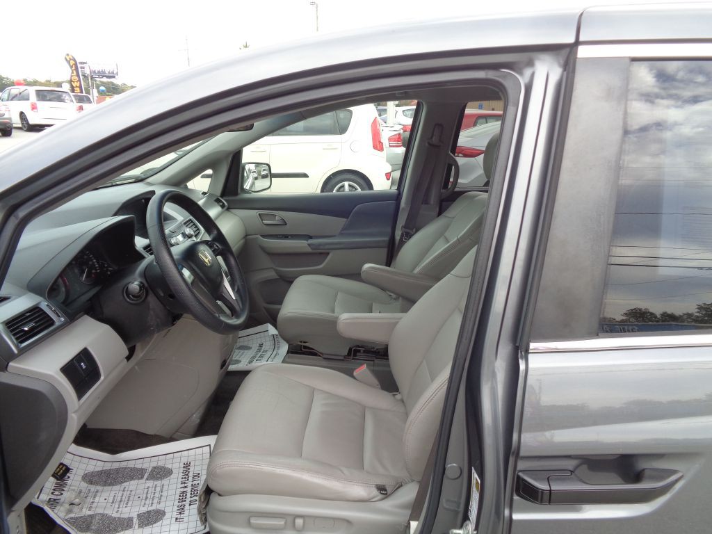 2012 Honda Odyssey Image 6