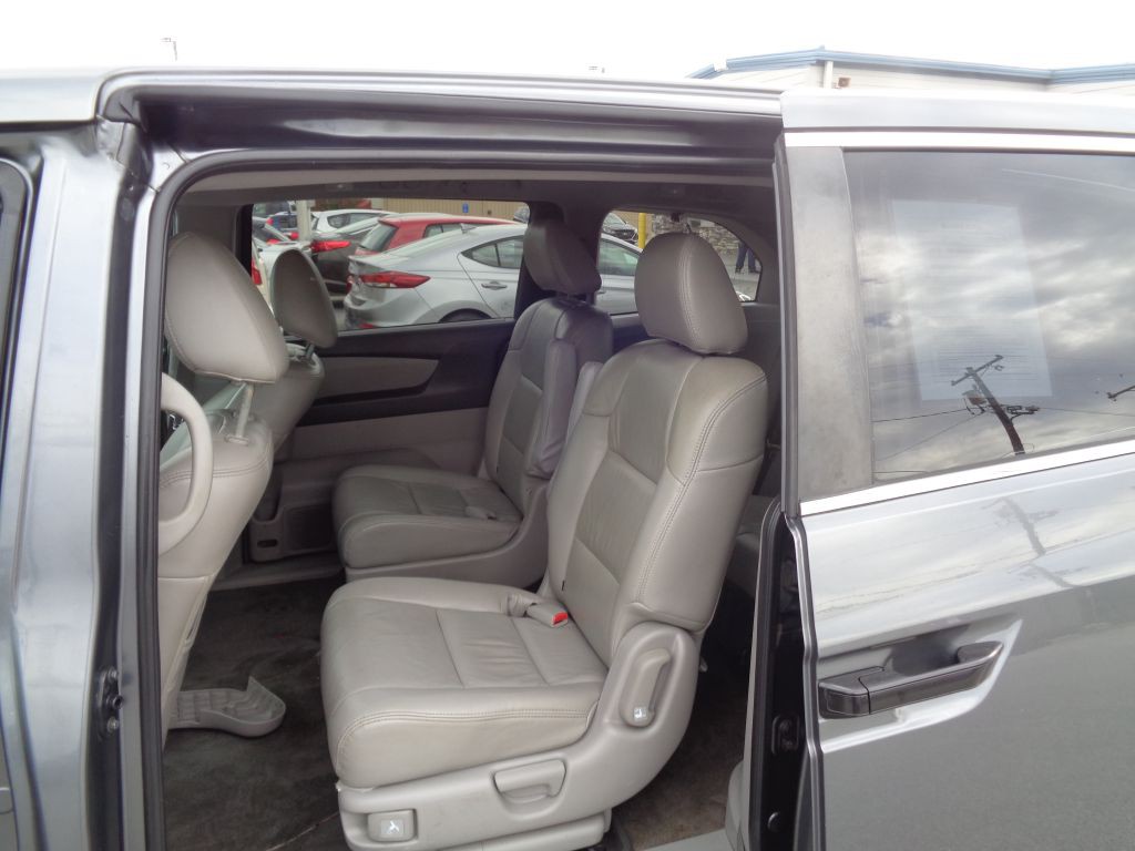 2012 Honda Odyssey Image 7