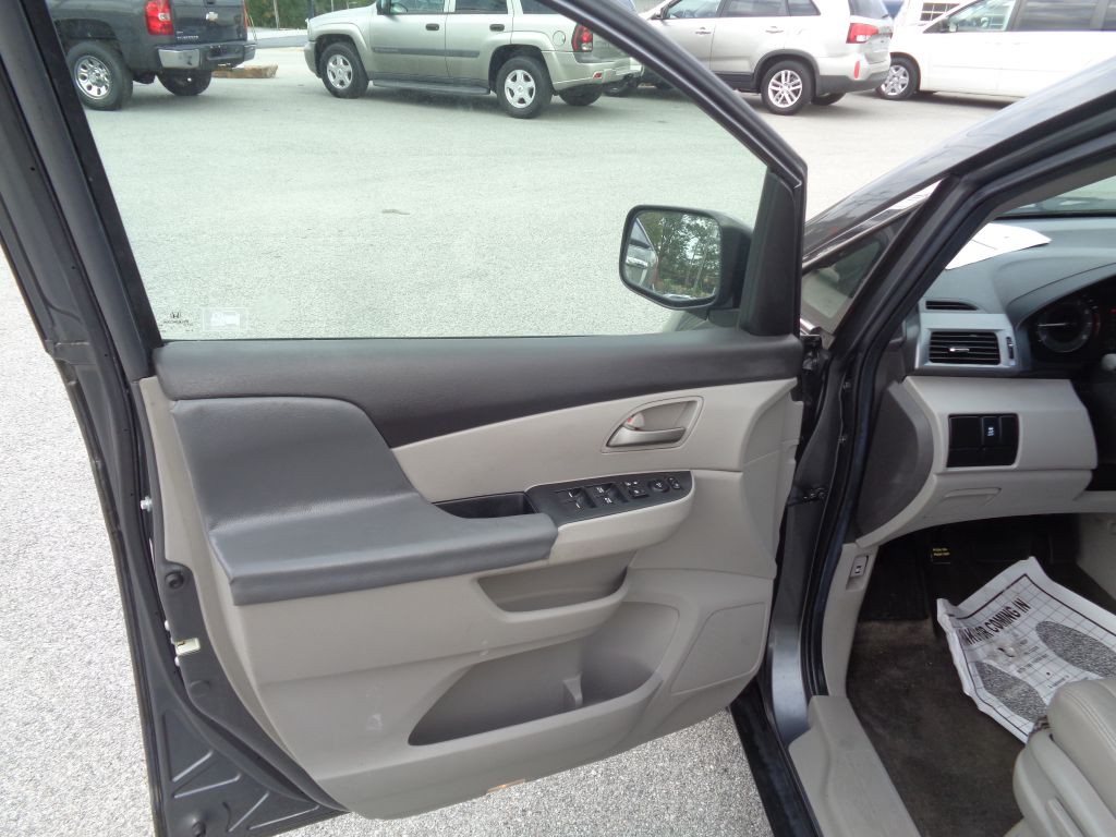 2012 Honda Odyssey Image 10