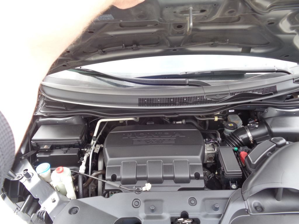 2012 Honda Odyssey Image 11