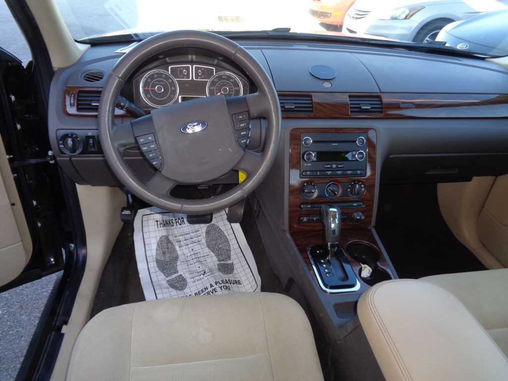 2008 Ford Taurus Image 8