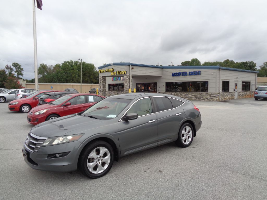 2010 Honda Crosstour Image 1
