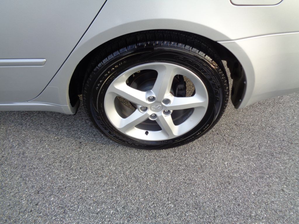 2007 Hyundai Sonata Image 2