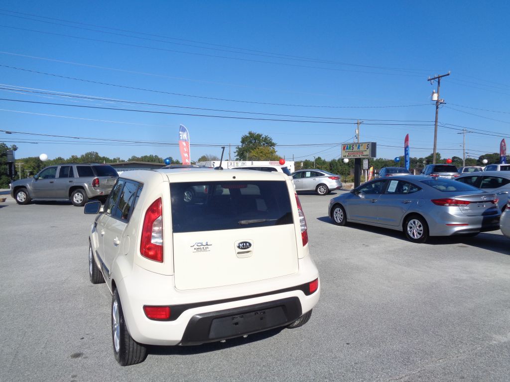 2013 Kia Soul Image 3
