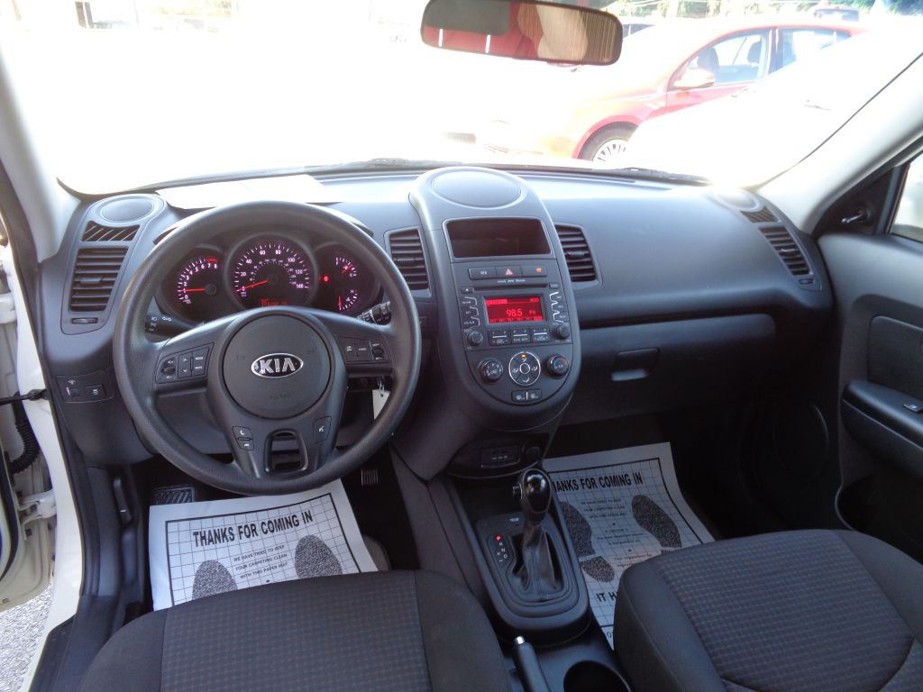 2013 Kia Soul Image 8