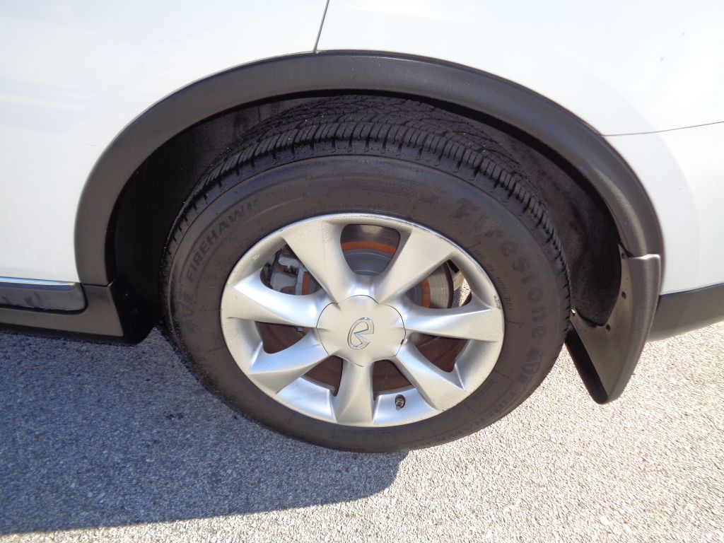 2010 INFINITI EX35 Image 2