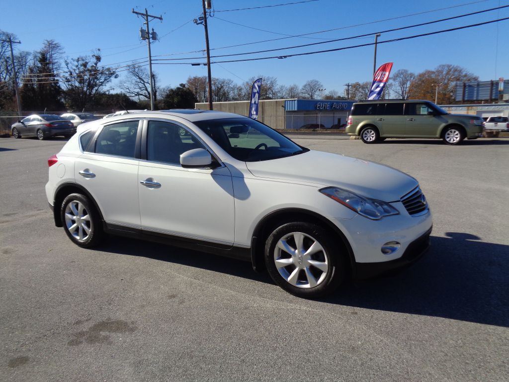 2010 INFINITI EX35 Image 5