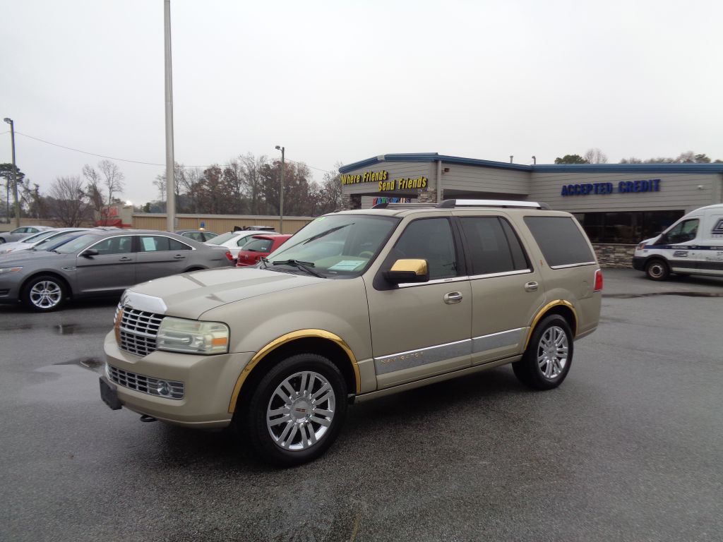 2008 Lincoln Navigator Image 1