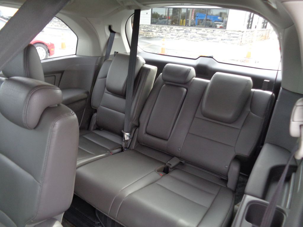 2011 Honda Odyssey Image 8
