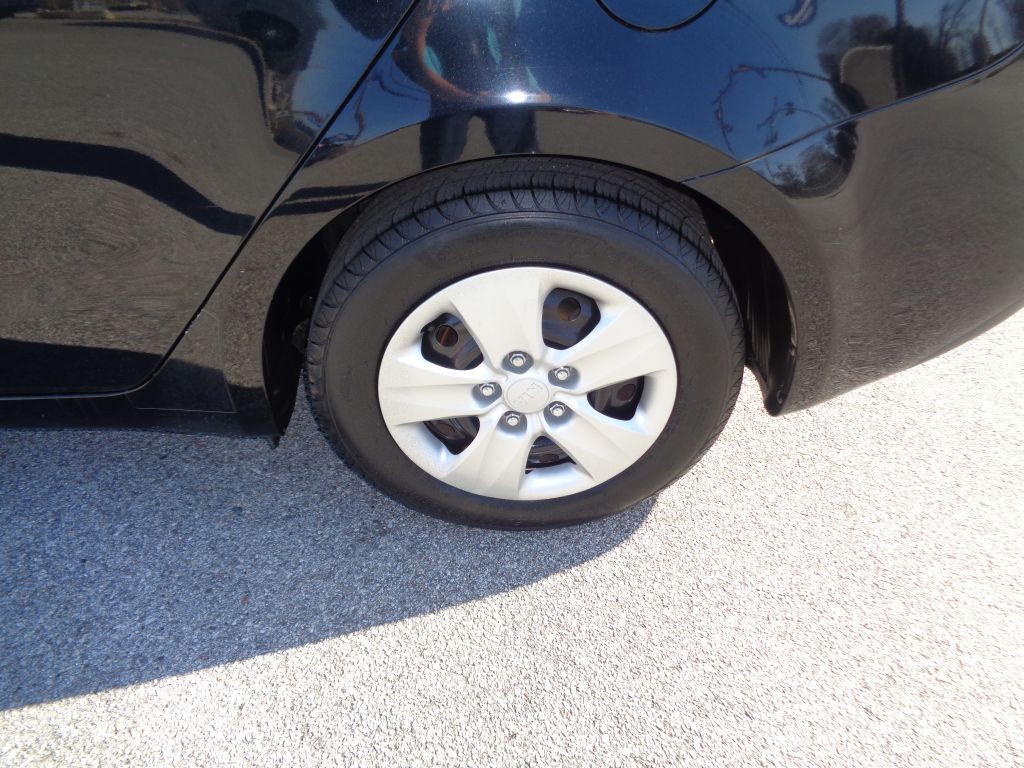 2015 Kia Forte Image 2