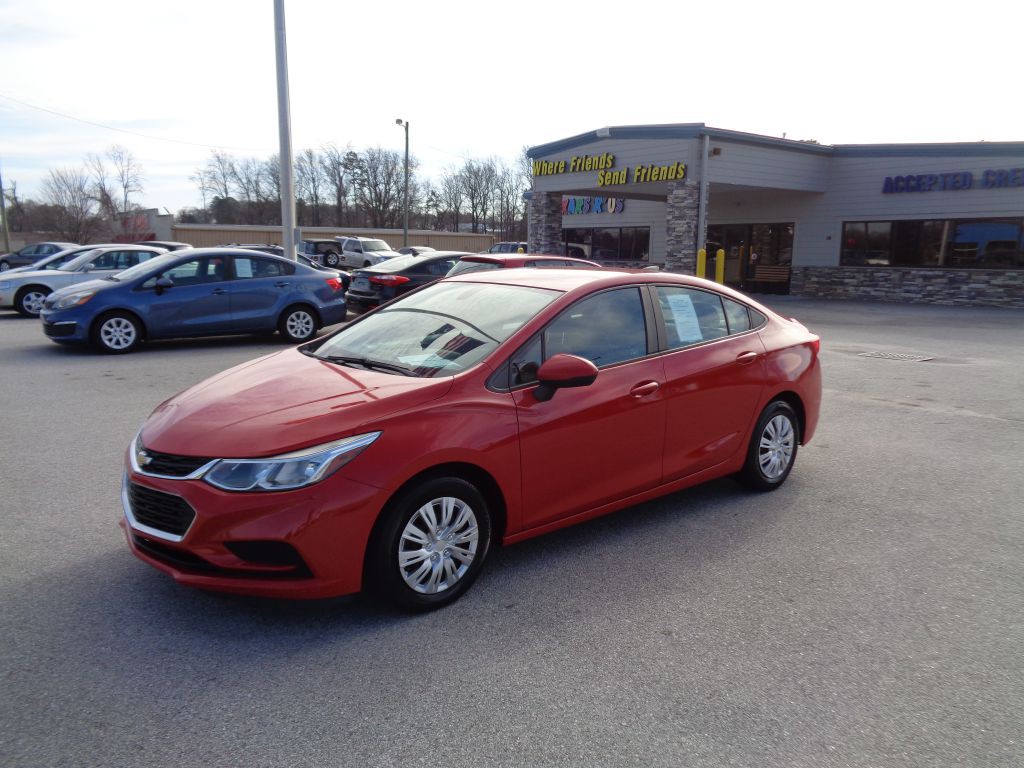 2017 Chevrolet Cruze Image 1
