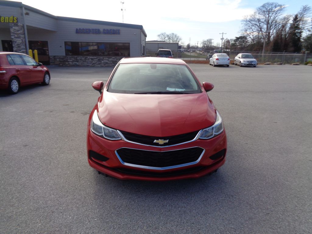 2017 Chevrolet Cruze Image 4