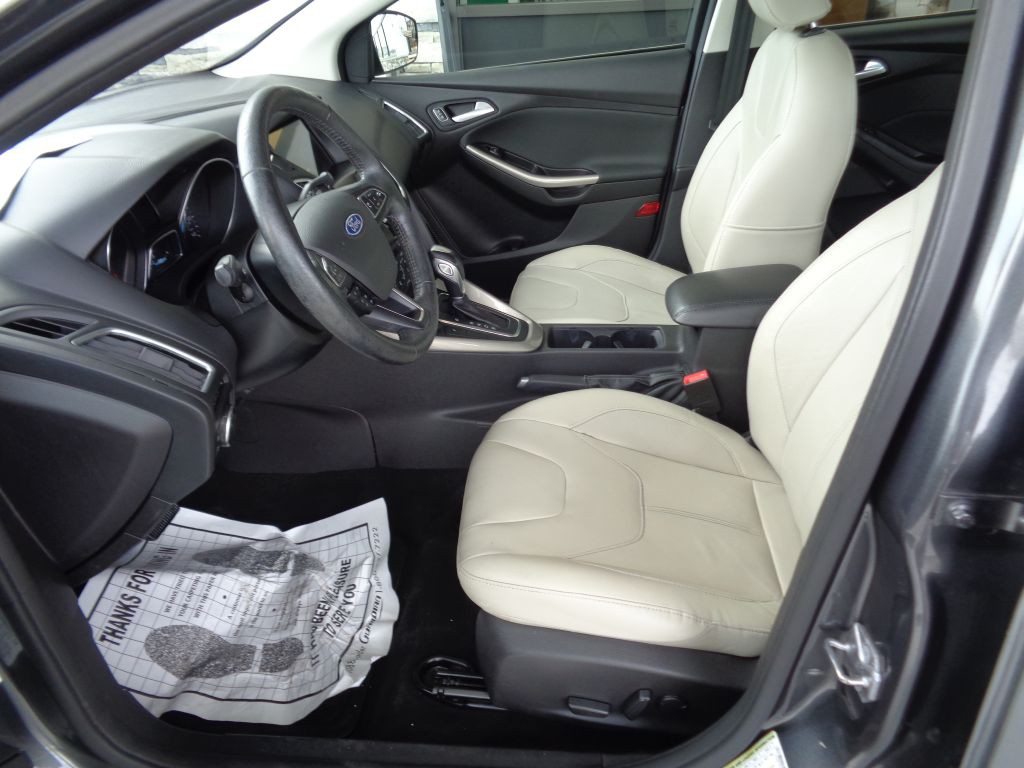 2018 Ford Focus Image 6