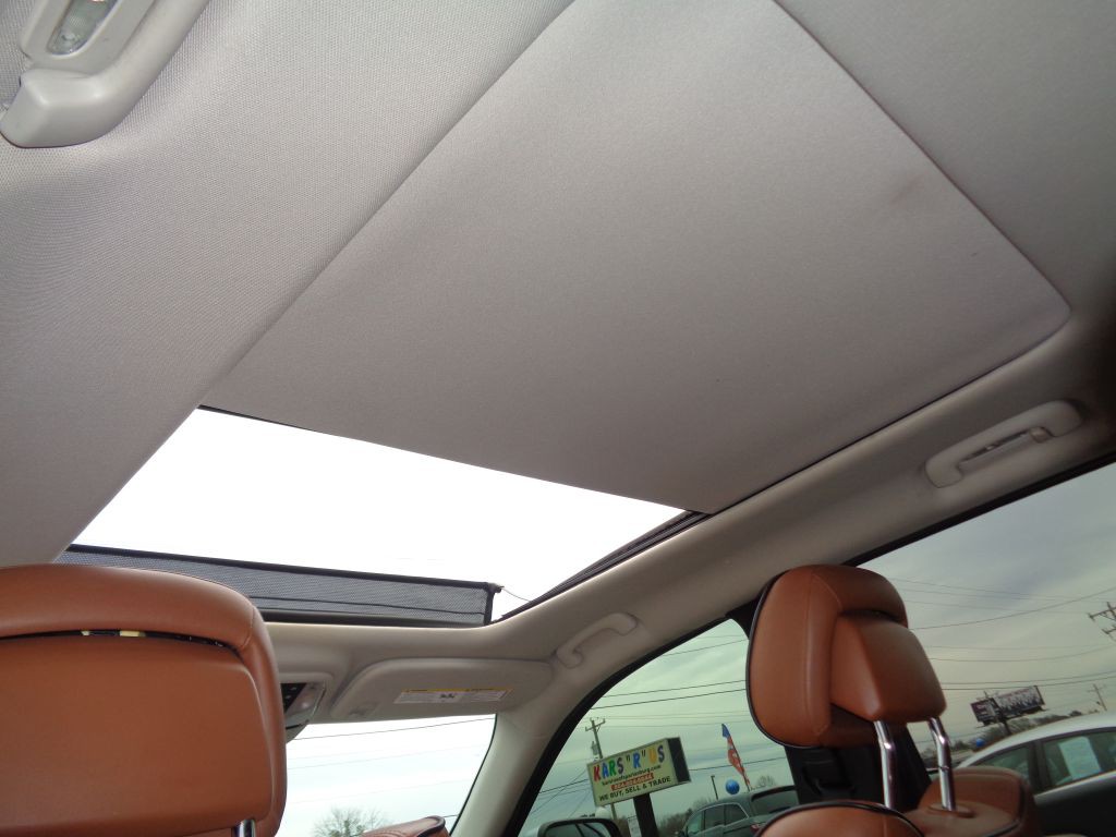 2011 Jeep Grand Cherokee Image 8